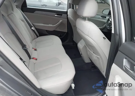 2018 Hyundai Sonata Se z USA, uszkodzony, nr VIN 5NPE24AF4JH670293